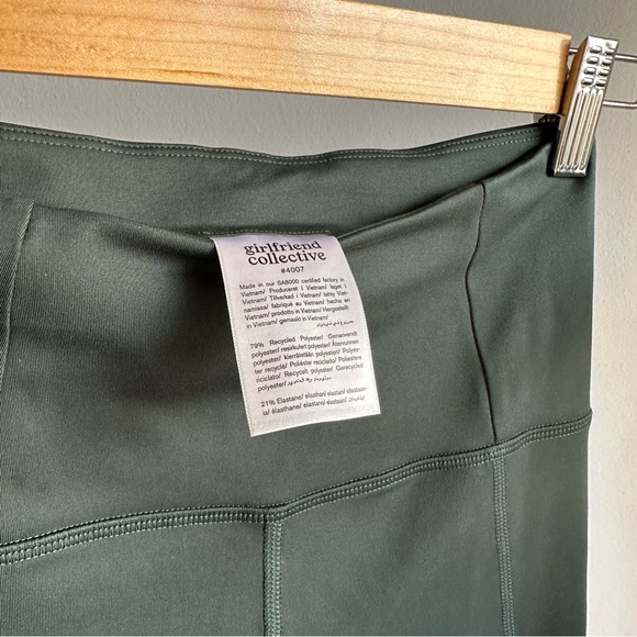 *SOLD* Full Set GirlfriendCollective Compressive High Rise Leggings + Paloma Bra - Picture 8 of 11